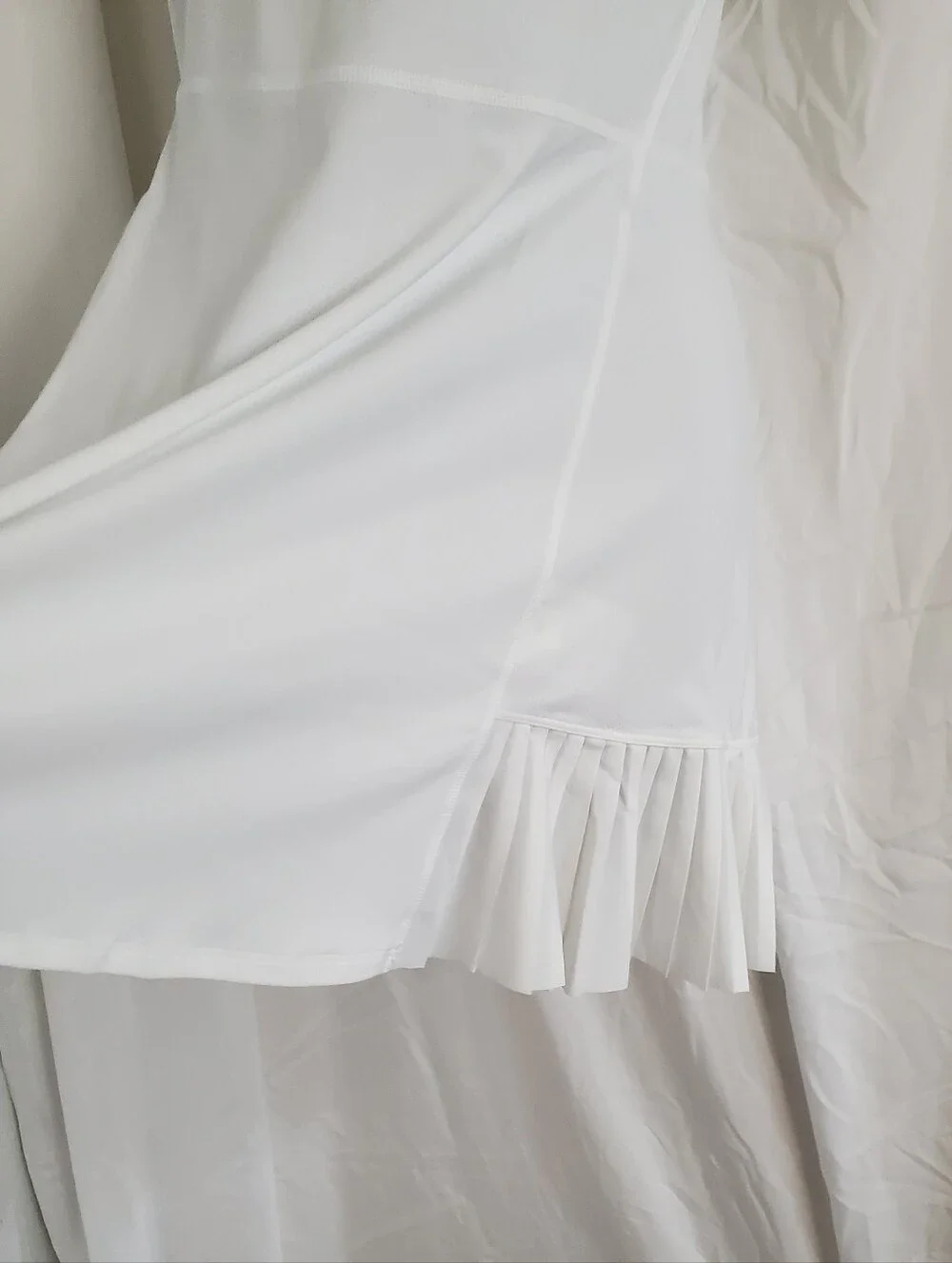 Nike Dri-FIT white back cutout back pleated tennis dress size medium new
